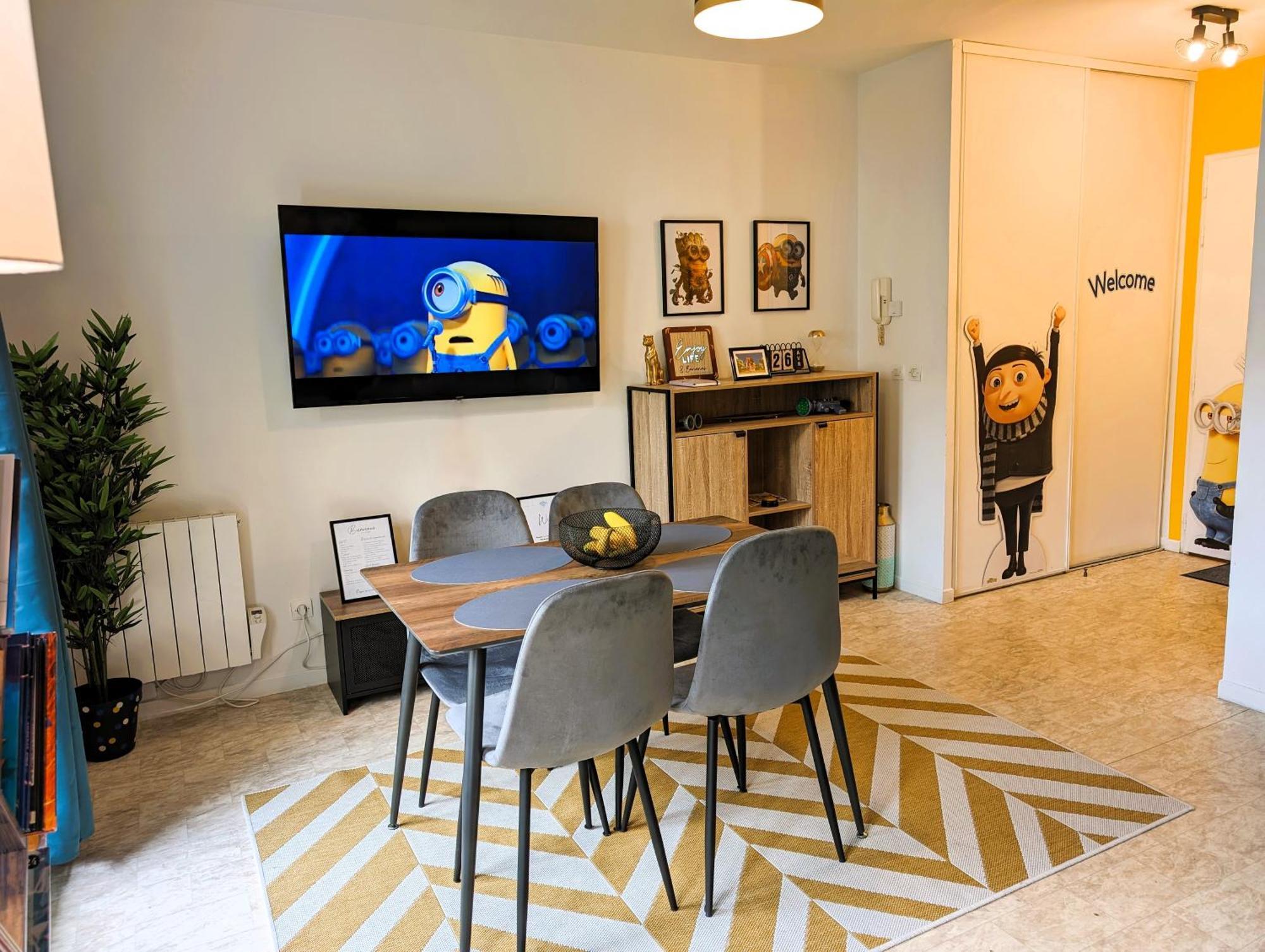 Le Repaire Des Minions - 10' Disney - Familial Bailly-Romainvilliers Exteriér fotografie